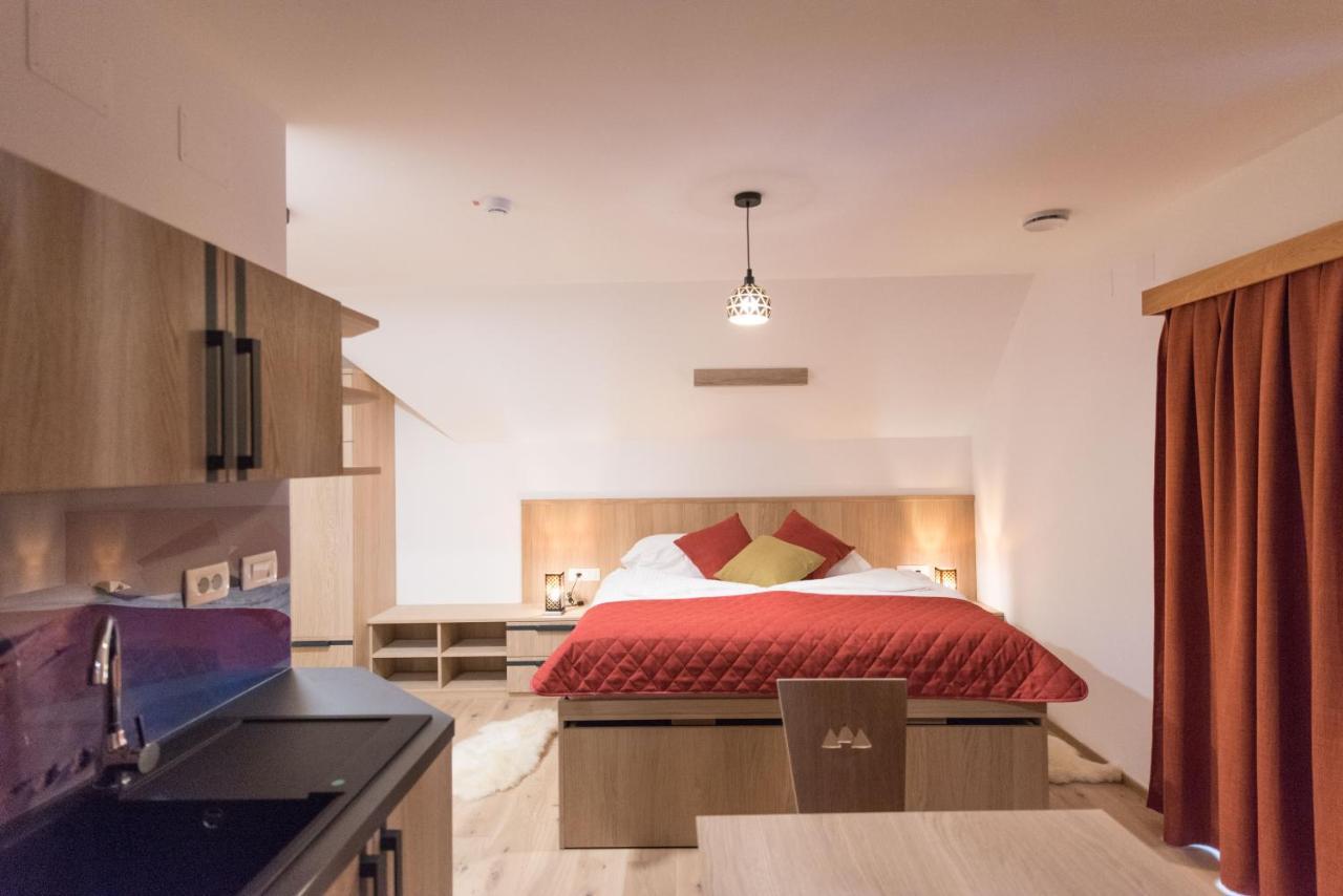 Guesthouse Lajnar Zgornja Sorica Zewnętrze zdjęcie