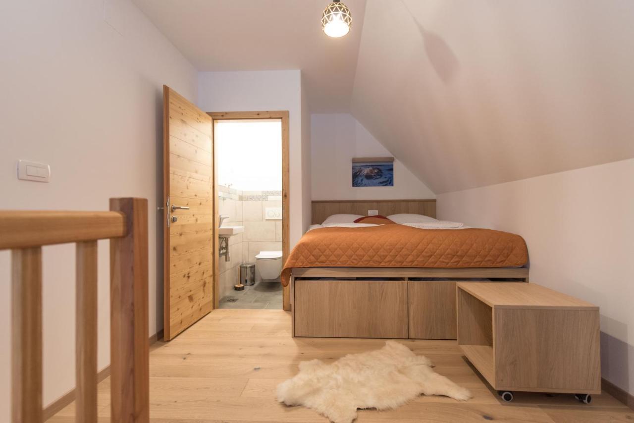 Guesthouse Lajnar Zgornja Sorica Zewnętrze zdjęcie